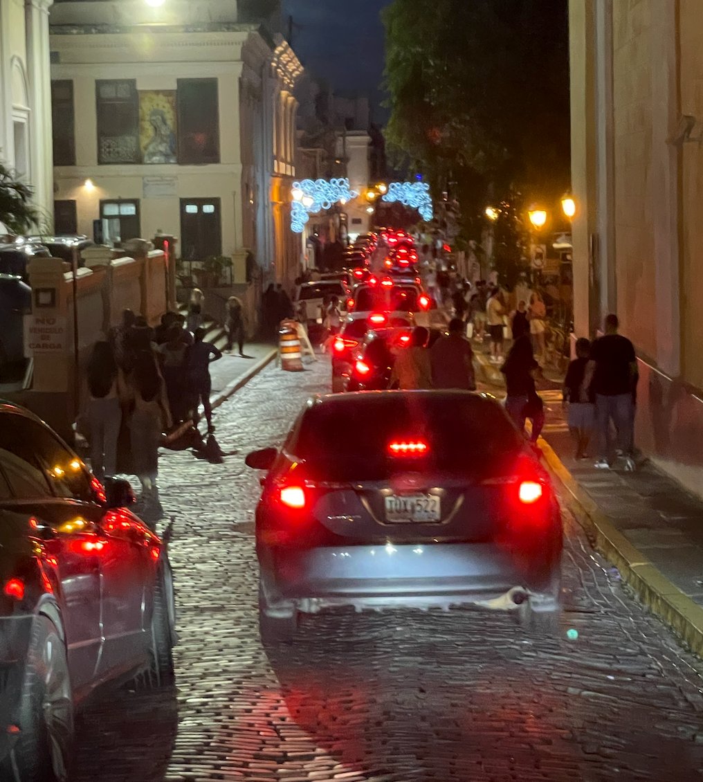 Tapón nocturno calle Fortaleza VSJ